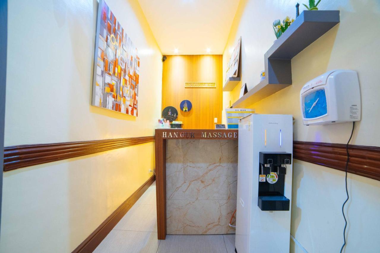 Reddoorz Premium @ Korea Town Angeles City Kültér fotó