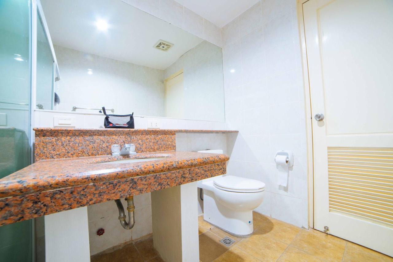 Reddoorz Premium @ Korea Town Angeles City Kültér fotó