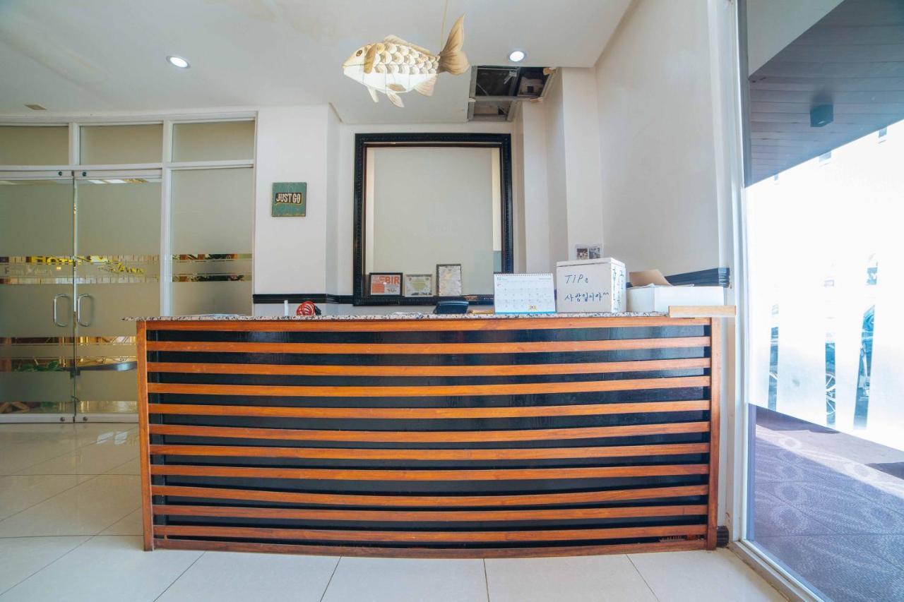 Reddoorz Premium @ Korea Town Angeles City Kültér fotó